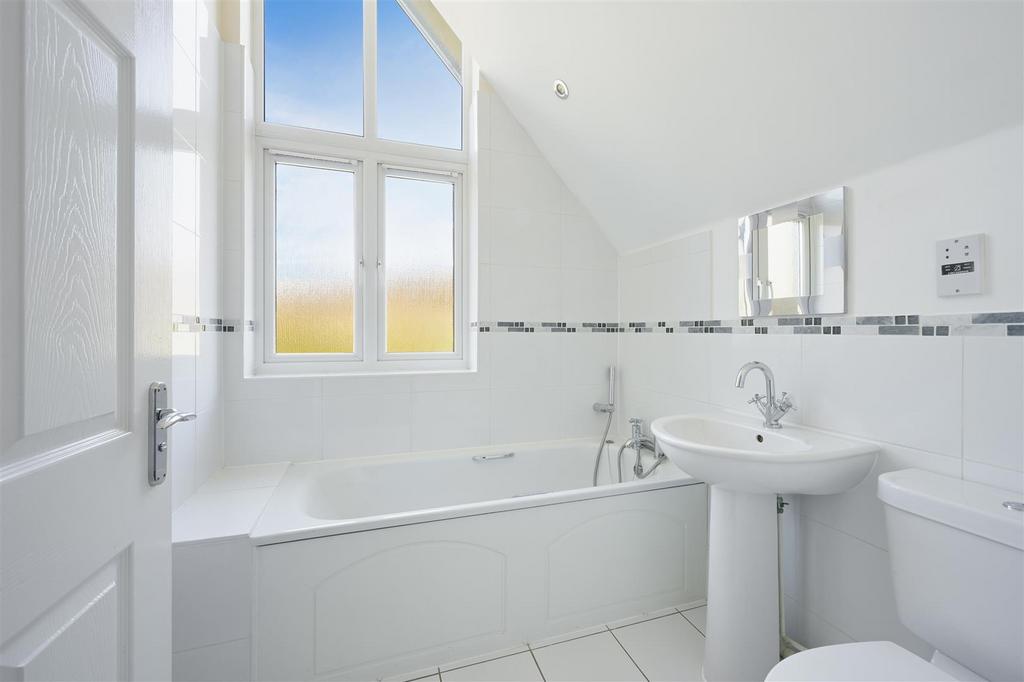 ROUNDBURROW CLOSE, 18 (18).jpg