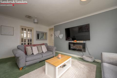 1 bedroom maisonette for sale, Seggs Lane, Alcester, B49