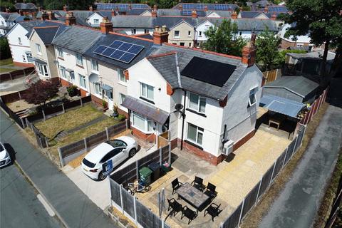 3 bedroom end of terrace house for sale, Plas Gwyn, Wrexham LL12