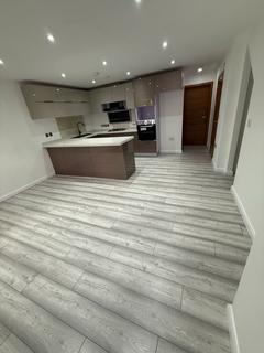 2 bedroom flat to rent, Adelaide Street, Manchester M8