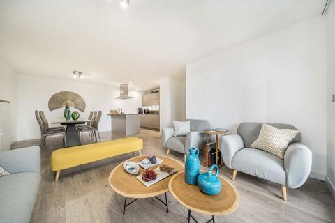 undefined, Williamsburg Plaza, London E14