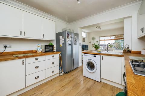 4 bedroom detached house for sale, Philip Avenue, Eastwood, Nottingham