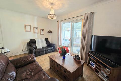3 bedroom semi-detached bungalow for sale, Brynheulog, Brynmenyn, CF32