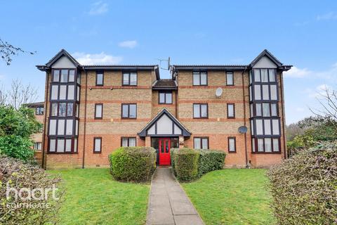 Dalrymple Close, London