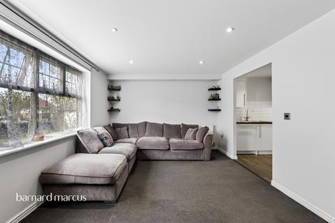 2 bedroom ground floor flat for sale, Wesley Place, Epsom