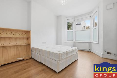 2 bedroom flat for sale, Hilsea Street, London