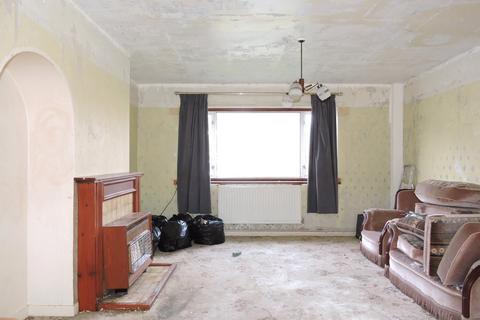 3 bedroom end of terrace house for sale, Lilac Avenue, Enfield, Middlesex, EN1