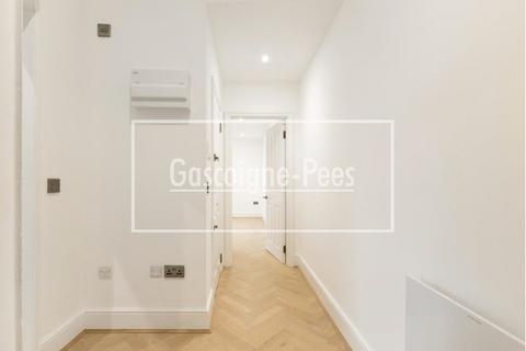 undefined, High Street, Epsom, KT19
