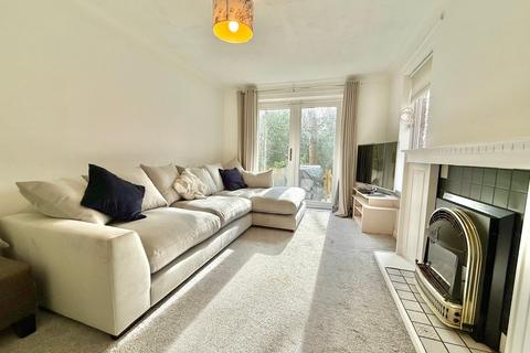 undefined, Silk Mill Approach, Leeds, West Yorkshire, LS16
