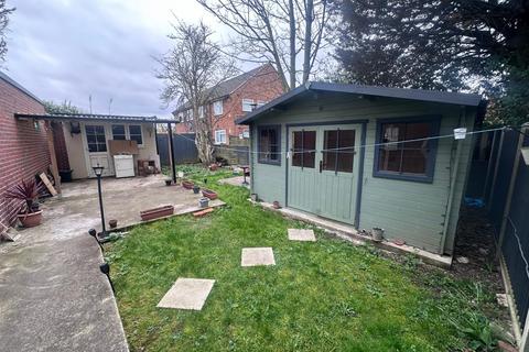 undefined, Willow Tree Lane, Hayes UB4