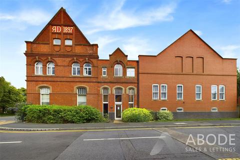 undefined, Grants Yard, Burton-On-Trent DE14