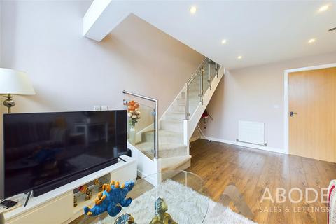 undefined, Grants Yard, Burton-On-Trent DE14