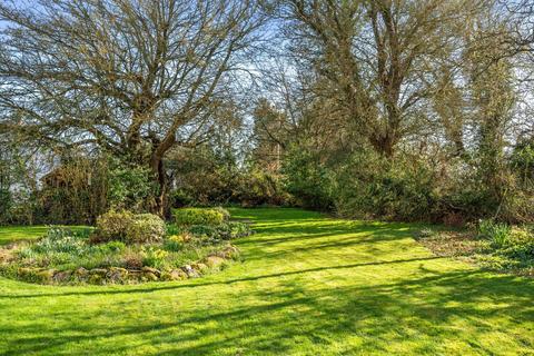 5 bedroom detached house for sale, Woodhall Hill, Chelmsford CM1