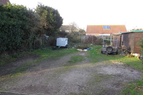 Land for sale, Edinburgh Road, HOLT