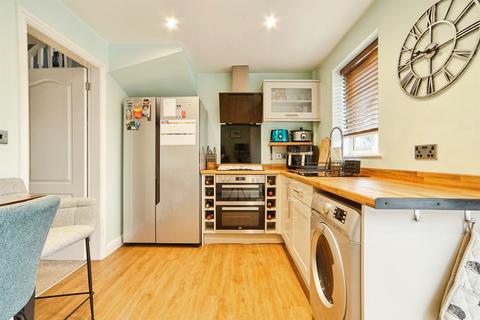 undefined, Stanningley Road, Leeds