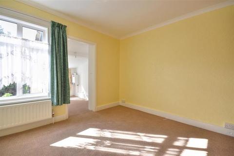 3 bedroom house to rent, Cardiff Road, WATFORD
