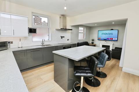 3 bedroom end of terrace house for sale, Rathbone Road, Liverpool, L15