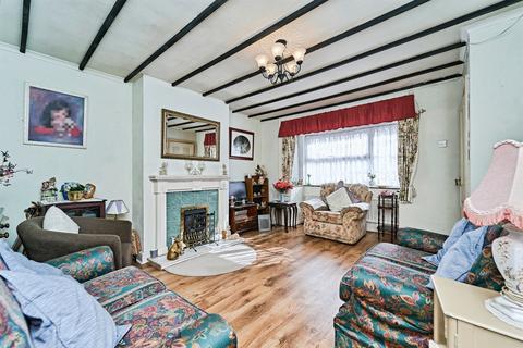 2 bedroom semi-detached house for sale, Stroud Avenue, Willenhall