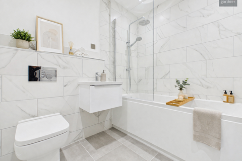 2 bedroom apartment for sale, 15 Junction Court, Watford