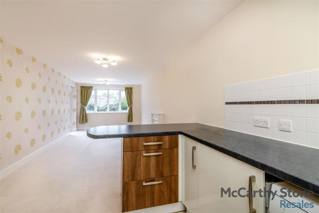 8666923-interior22.jpg