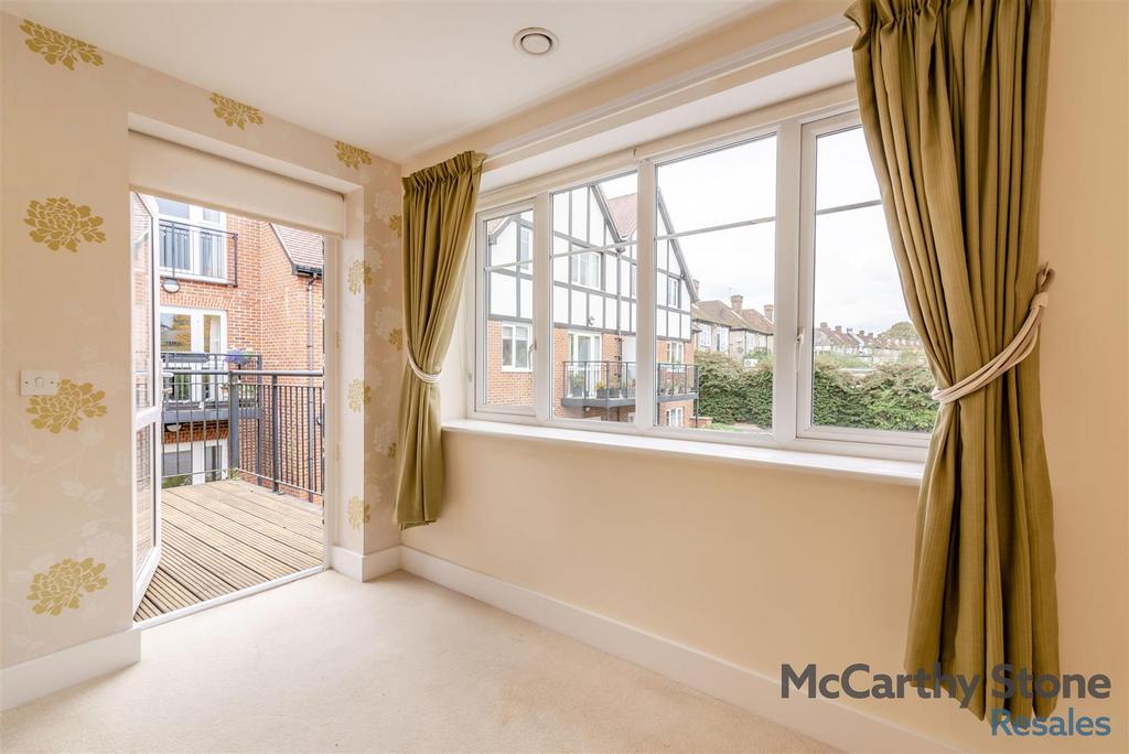 8666923-interior13.jpg