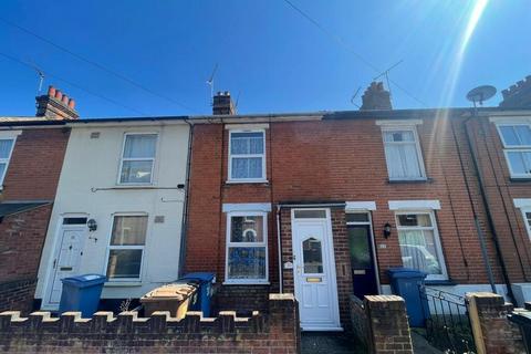 3 bedroom terraced house to rent, Schreiber Road, Ipswich IP4