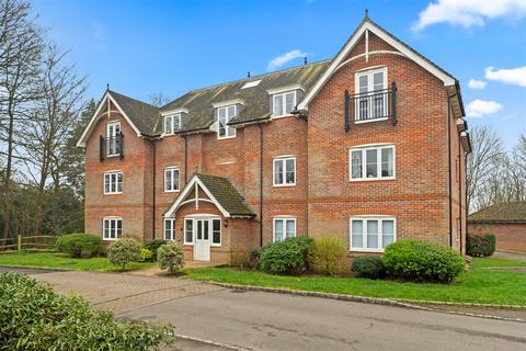 undefined, Admiral Way, Godalming GU7