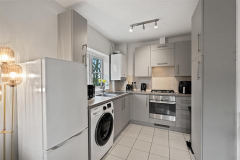 undefined, Admiral Way, Godalming GU7
