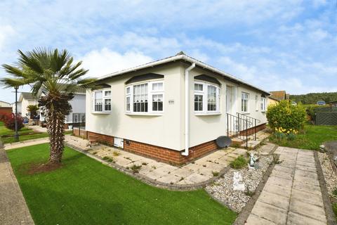 2 bedroom park home for sale, Creek Road, Canvey Island