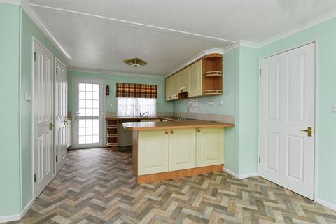 2 bedroom park home for sale, Creek Road, Canvey Island