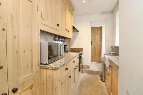 2 bedroom terraced house for sale, George Street, Pocklington, York