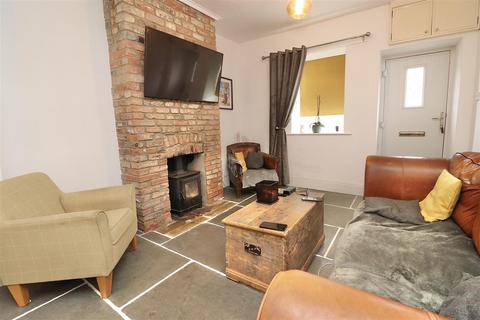 2 bedroom terraced house for sale, George Street, Pocklington, York