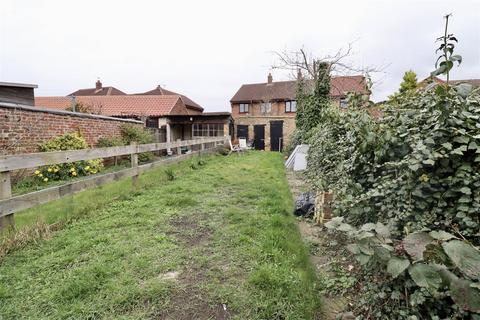 2 bedroom terraced house for sale, George Street, Pocklington, York