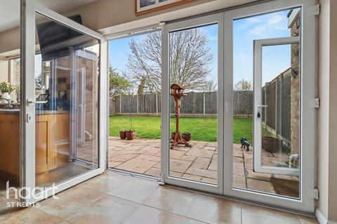 4 bedroom detached bungalow for sale, Ridgeway, Perry