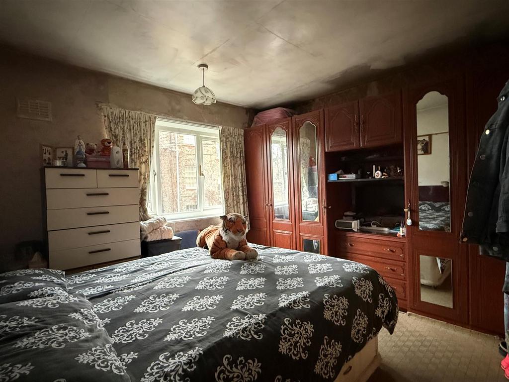 Bedroom.jpg