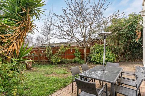 3 bedroom semi-detached house for sale, Gilsland Road, Thornton Heath, CR7