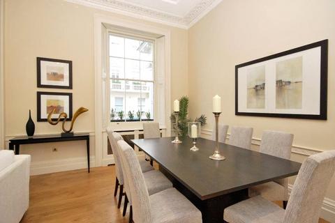 3 bedroom apartment to rent, West Eaton Place, Sloane Square, Belgravia, SW1X