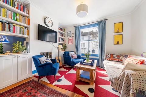 3 bedroom flat for sale, Dalyell Road, London SW9