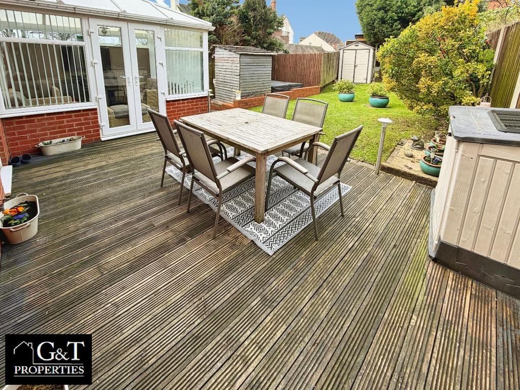 Rear garden