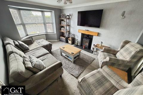 4 bedroom detached house for sale, Mansion Close, Dudley
