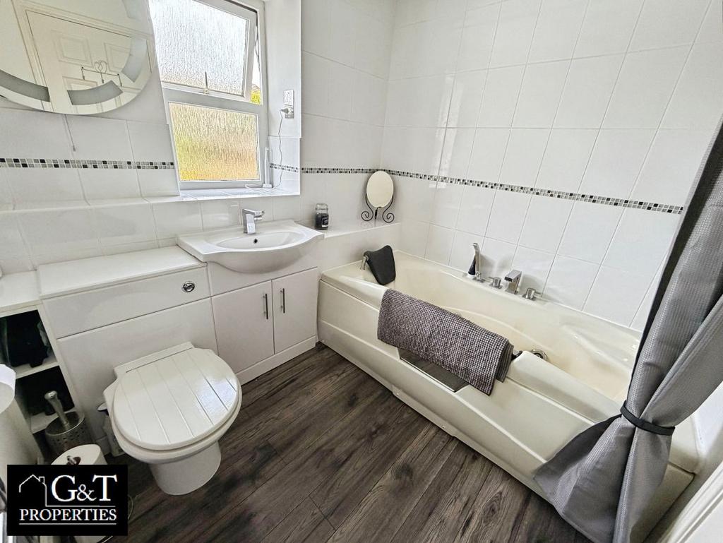 Family bathroom