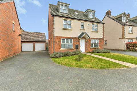 5 bedroom detached house for sale, Lee Road, Northampton, Northamptonshire, NN5