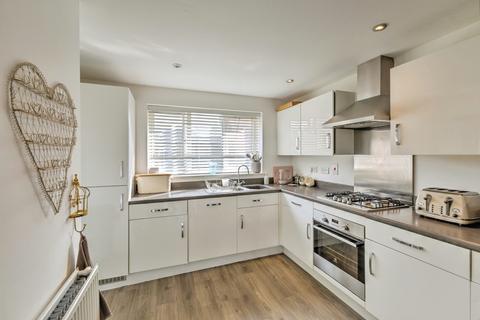 5 bedroom detached house for sale, Lee Road, Northampton, Northamptonshire, NN5