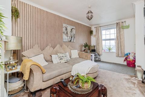 2 bedroom end of terrace house for sale, Wordsworth Close, Torquay