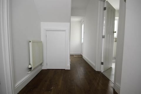 undefined, Woodman Road, Brentwood