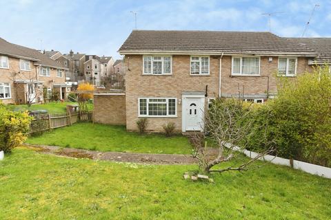 3 bedroom end of terrace house for sale, Merrion Close, Kent TN4