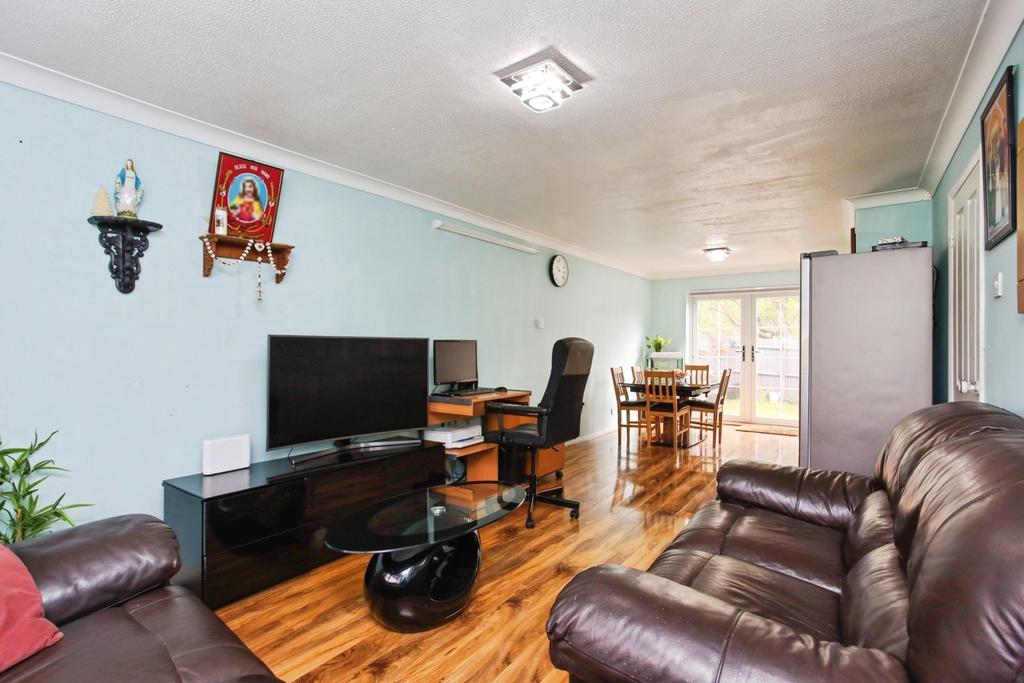 Living/Dining Room