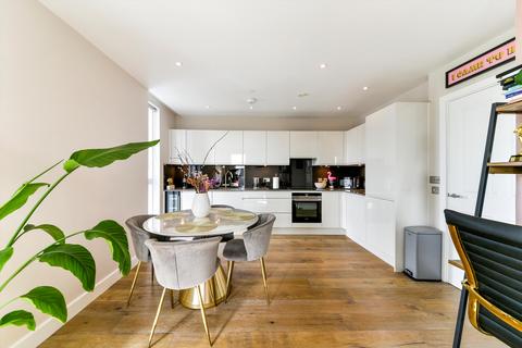 2 bedroom flat to rent, Novello House, Bridport Place, London, N1