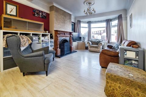 3 bedroom terraced house for sale, Graham Avenue, Hull