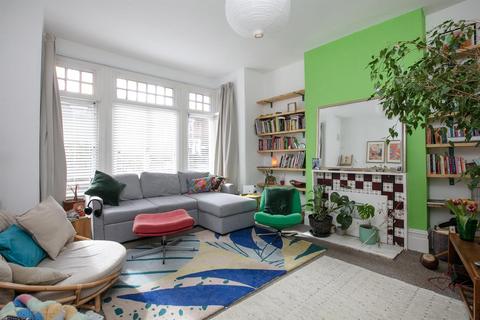 6 bedroom semi-detached house for sale, Grove Park, Camberwell, SE5
